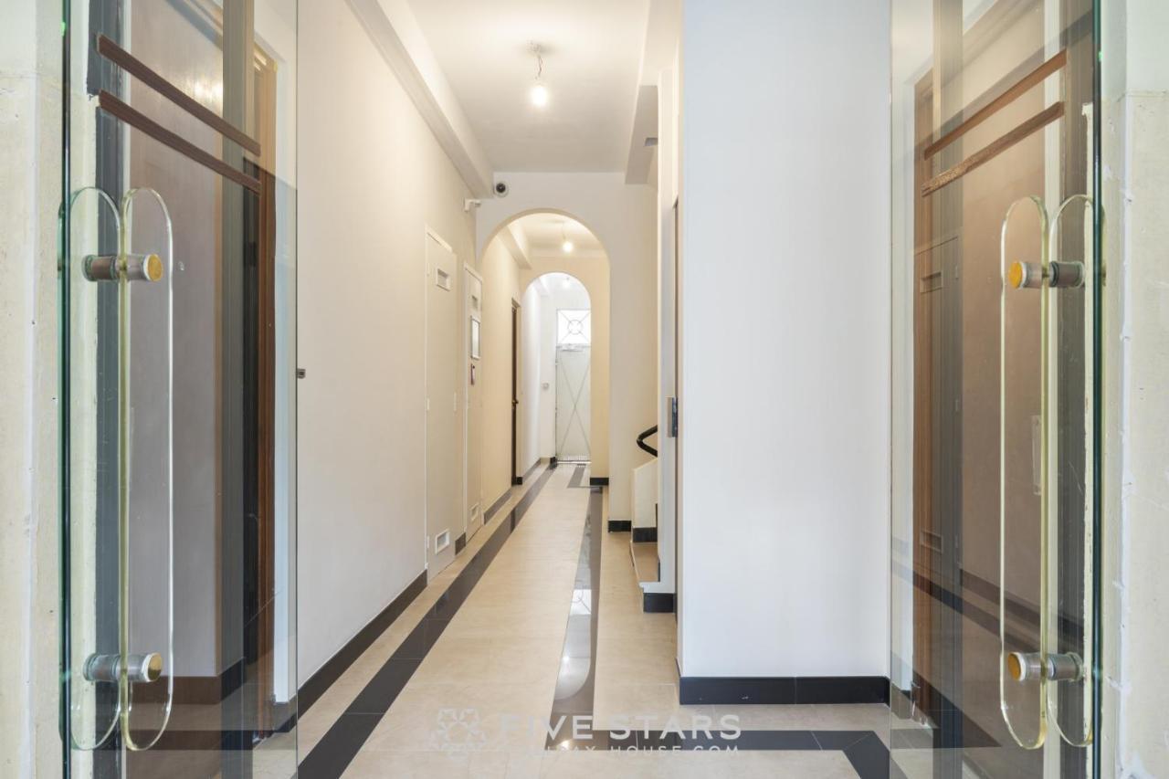 Suite Flora Five Stars Holiday House Ницца Экстерьер фото